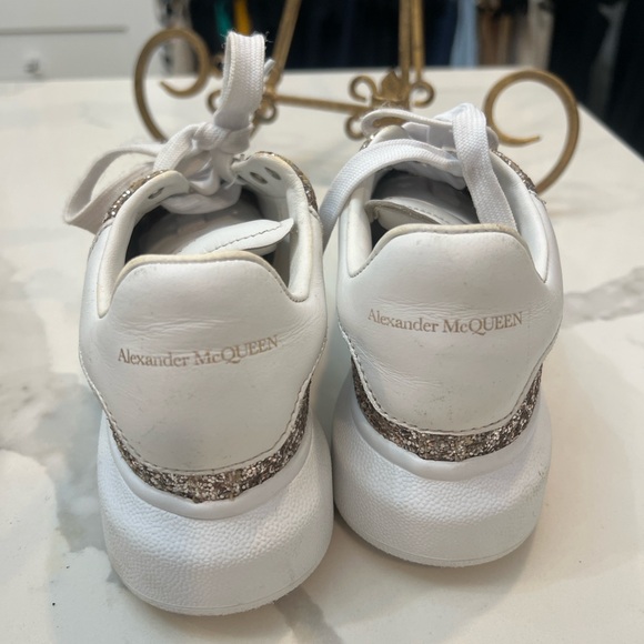 Girls Alexander McQueen runners - Picture 4 of 12